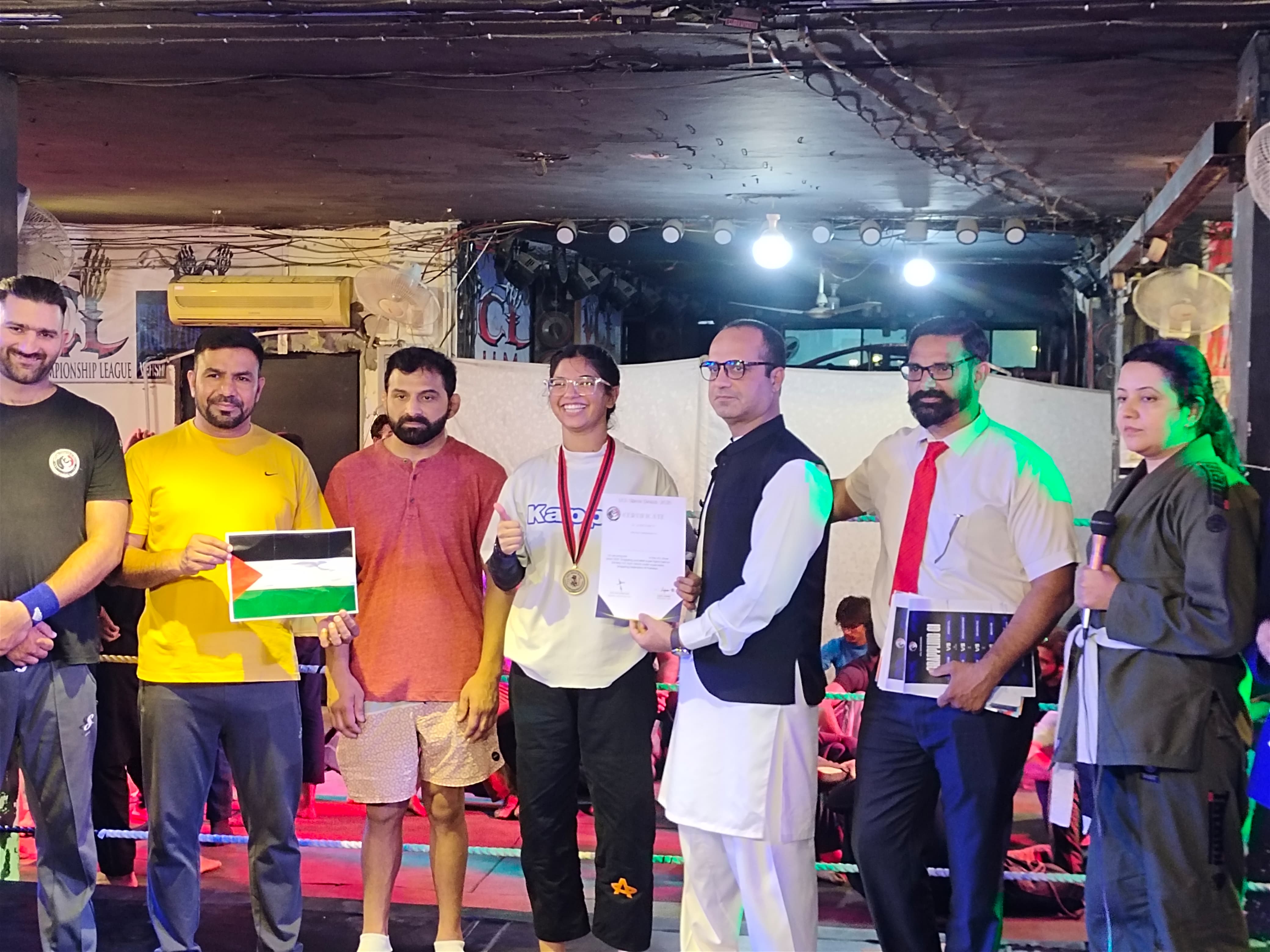 VCL show down gallery image